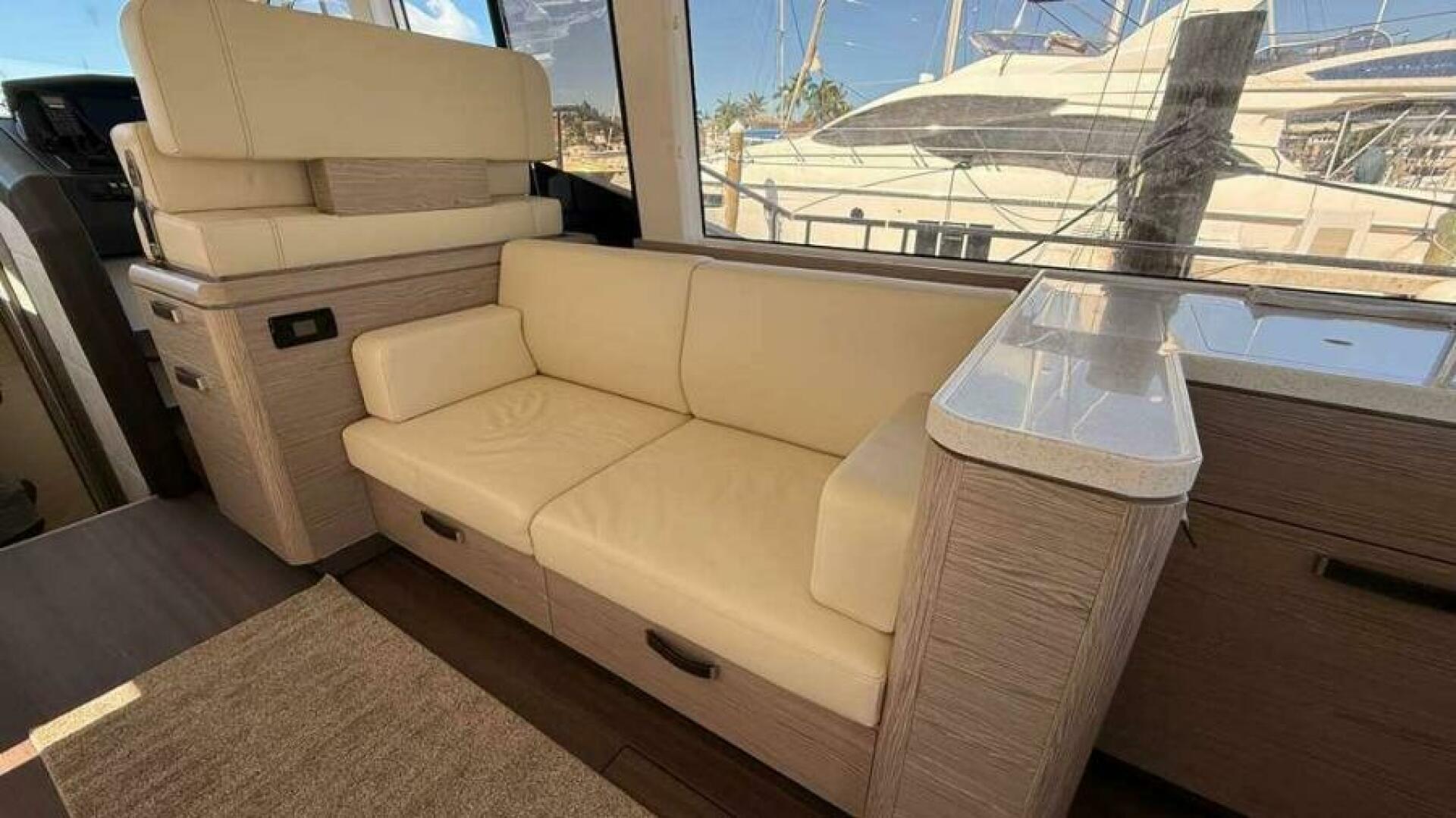 Greenline 48 Fly Hybrid — Electric Summer - Photo 41