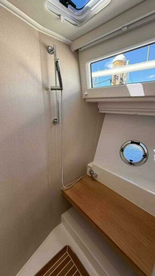 Greenline 48 Fly Hybrid Yacht For Sale