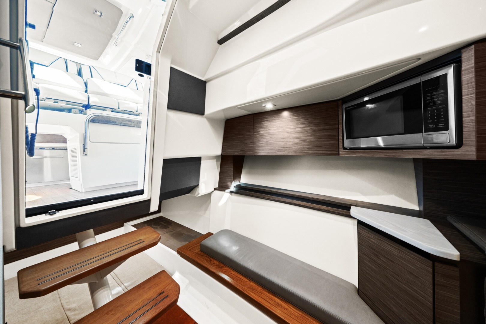 2020 Tiara Yachts 