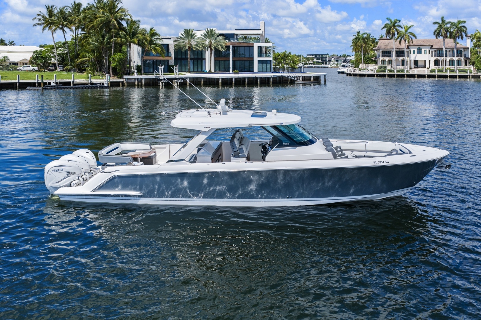 2020 Tiara Yachts 