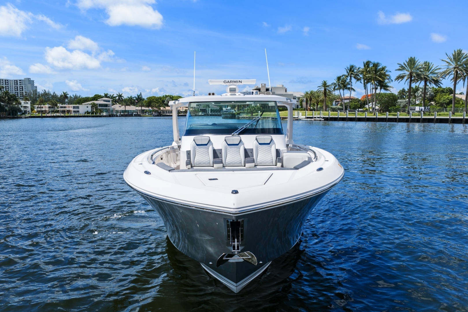 Tiara Yachts  Yacht For Sale