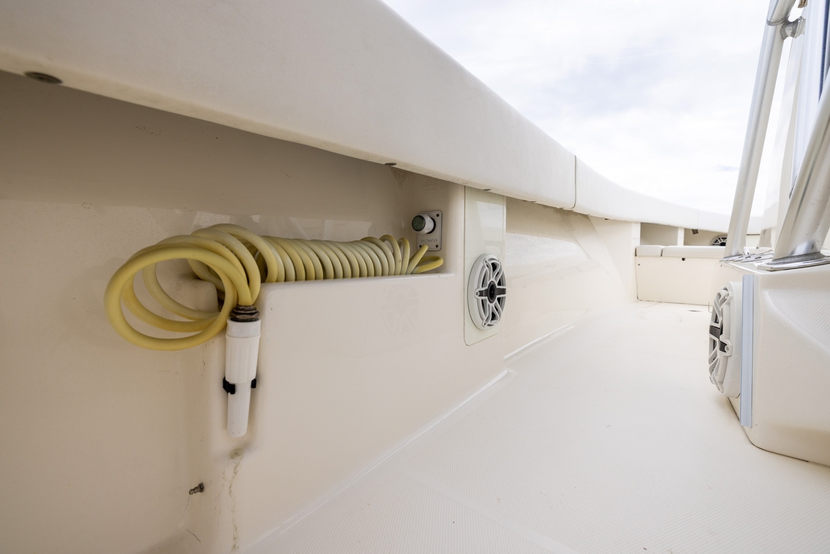 PAINKILLER 32ft SeaVee Yacht For Sale