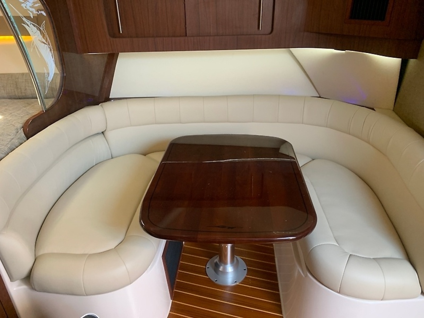 Grady-White 370 Express Yacht For Sale