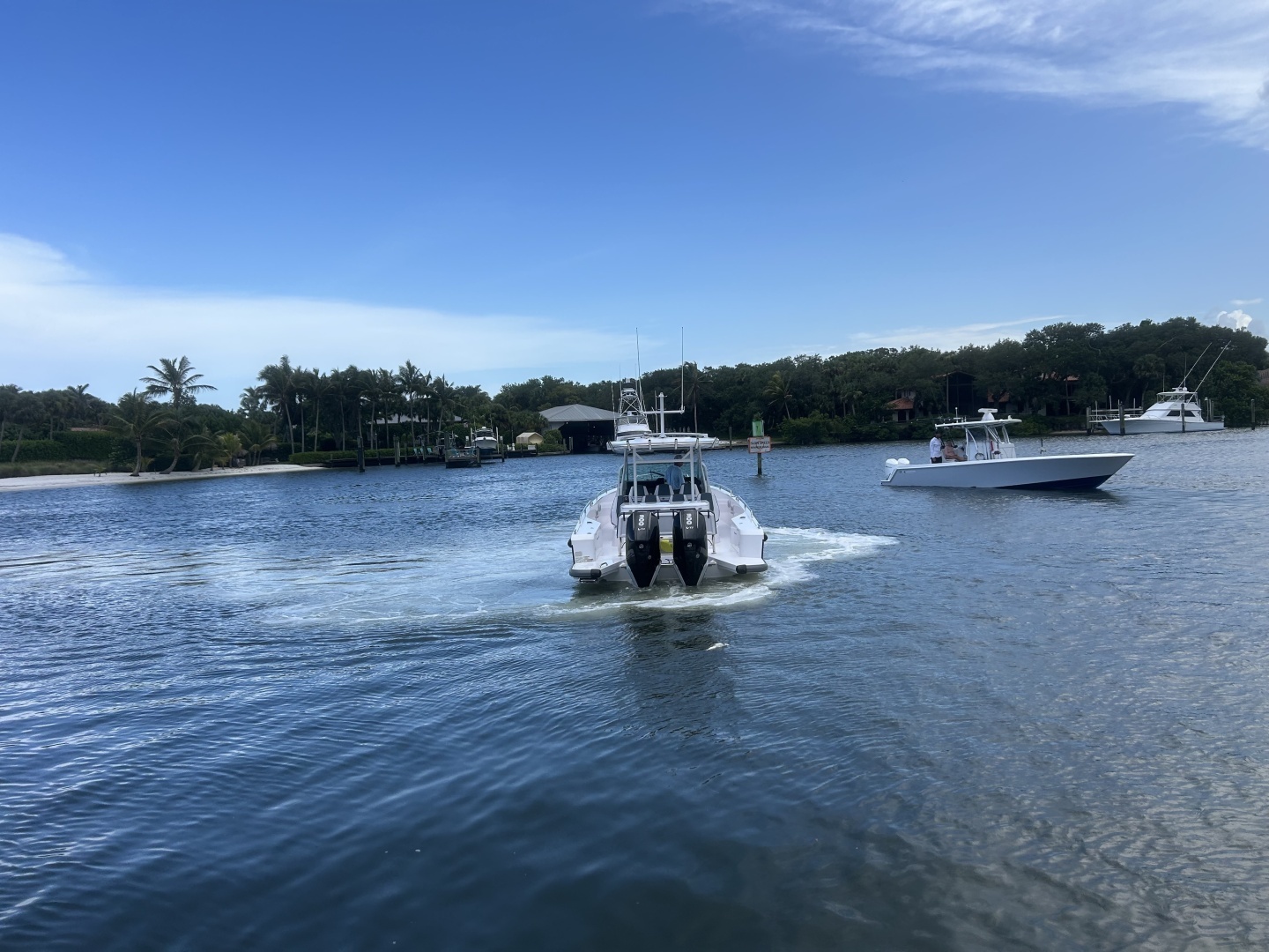 Axopar 37 ST Yacht For Sale