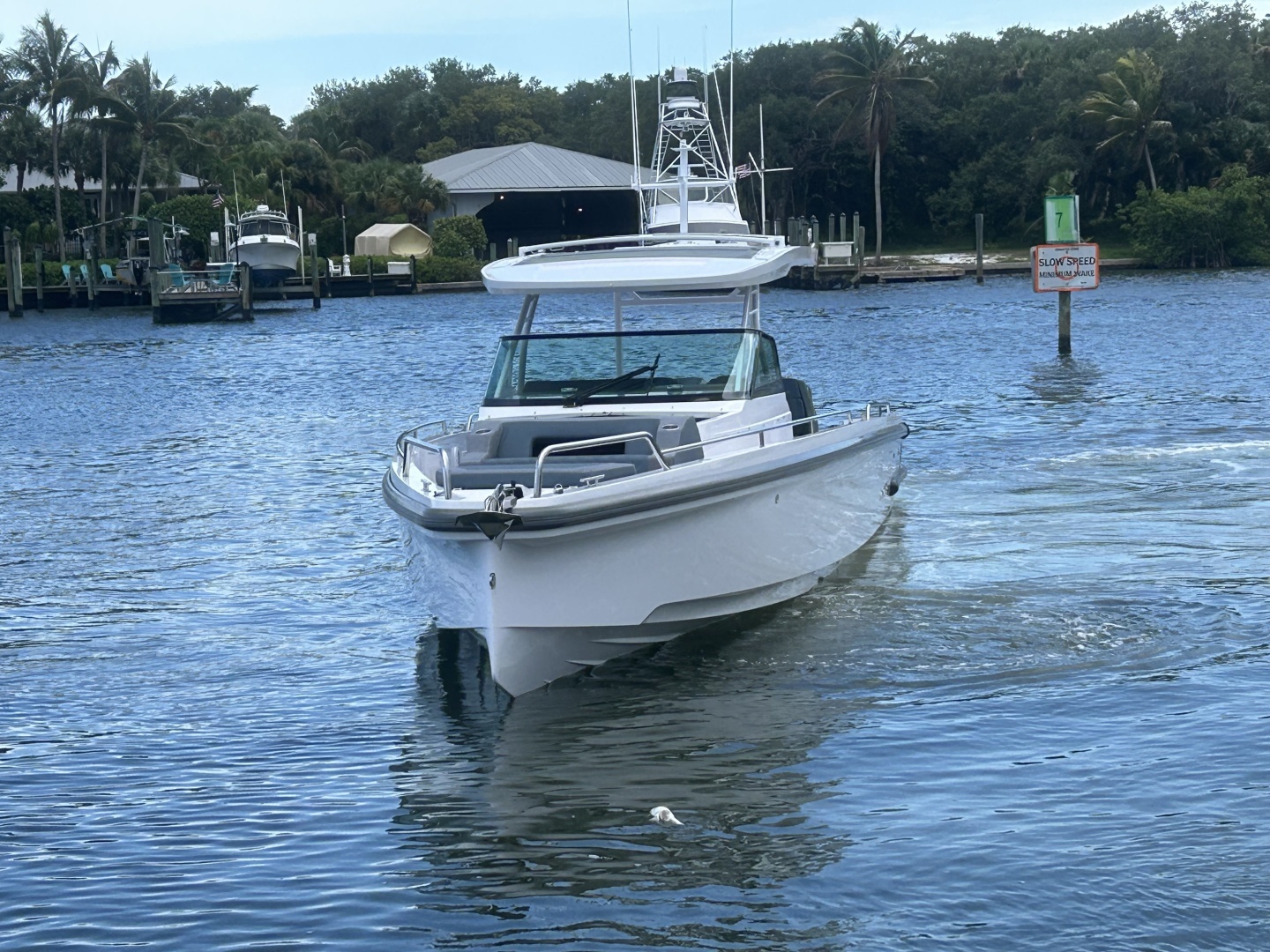 Axopar 37 ST Yacht For Sale
