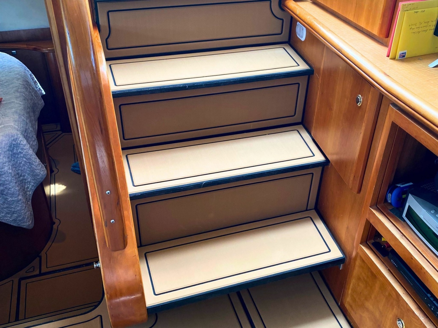 2003 Silverton 39 Motor Yacht