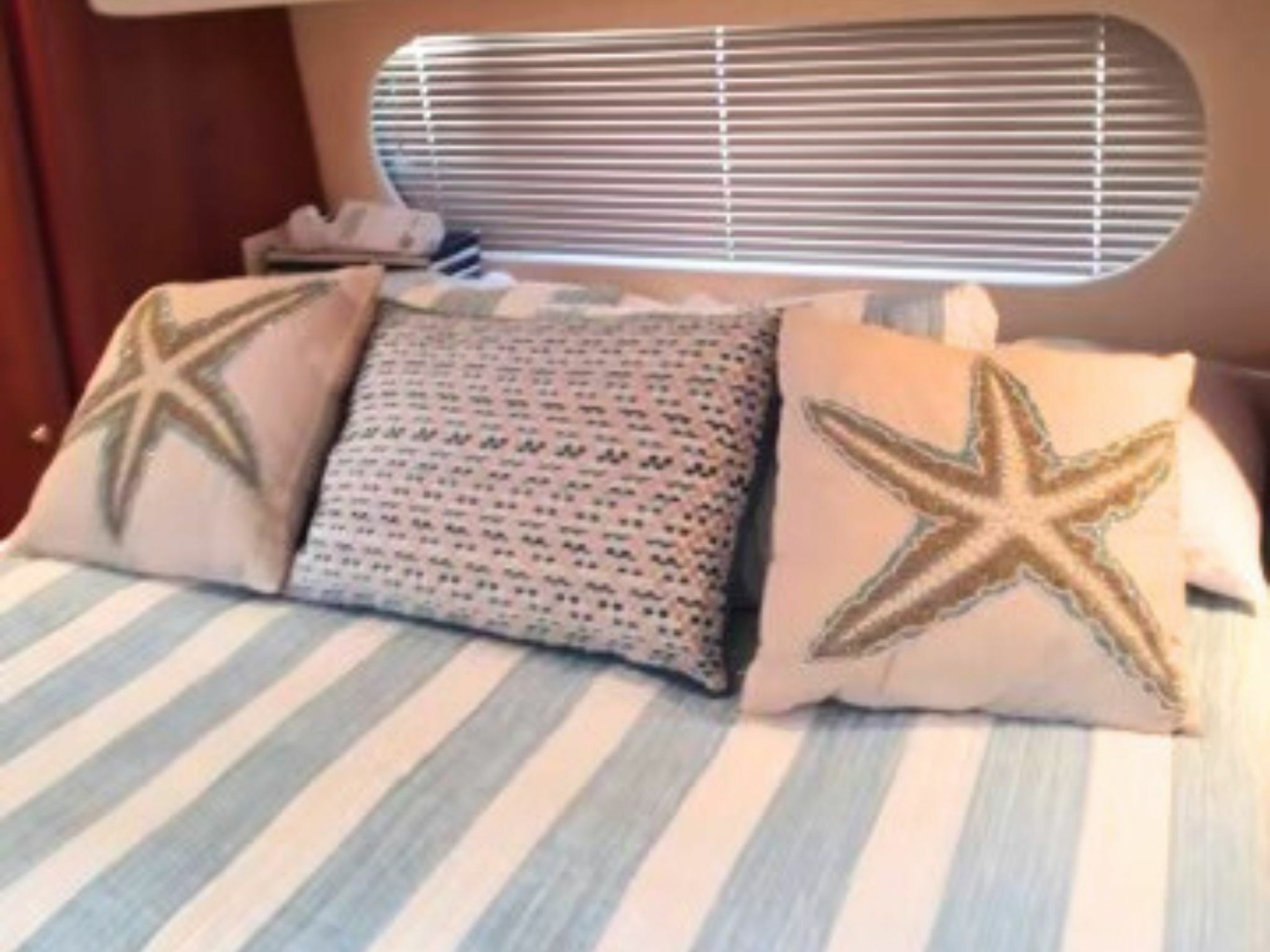 2003 Silverton 39 Motor Yacht