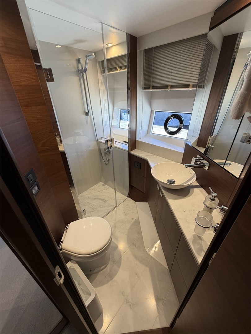 WILE E COYOTE 66ft Princess Yacht For Sale