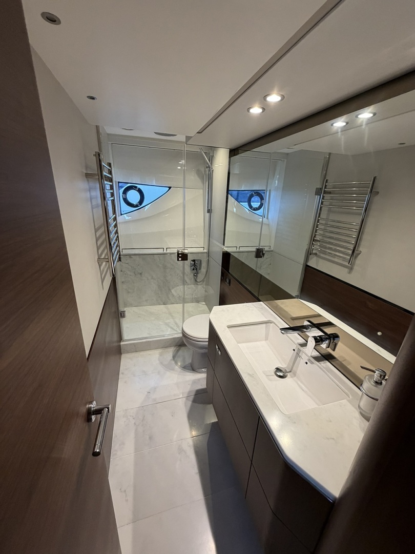WILE E COYOTE 66ft Princess Yacht For Sale