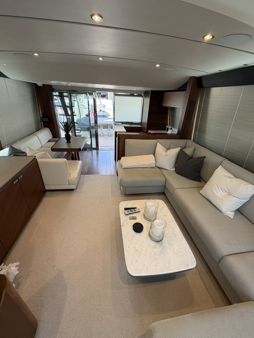 Princess S66 Sportbridge Yacht For Sale