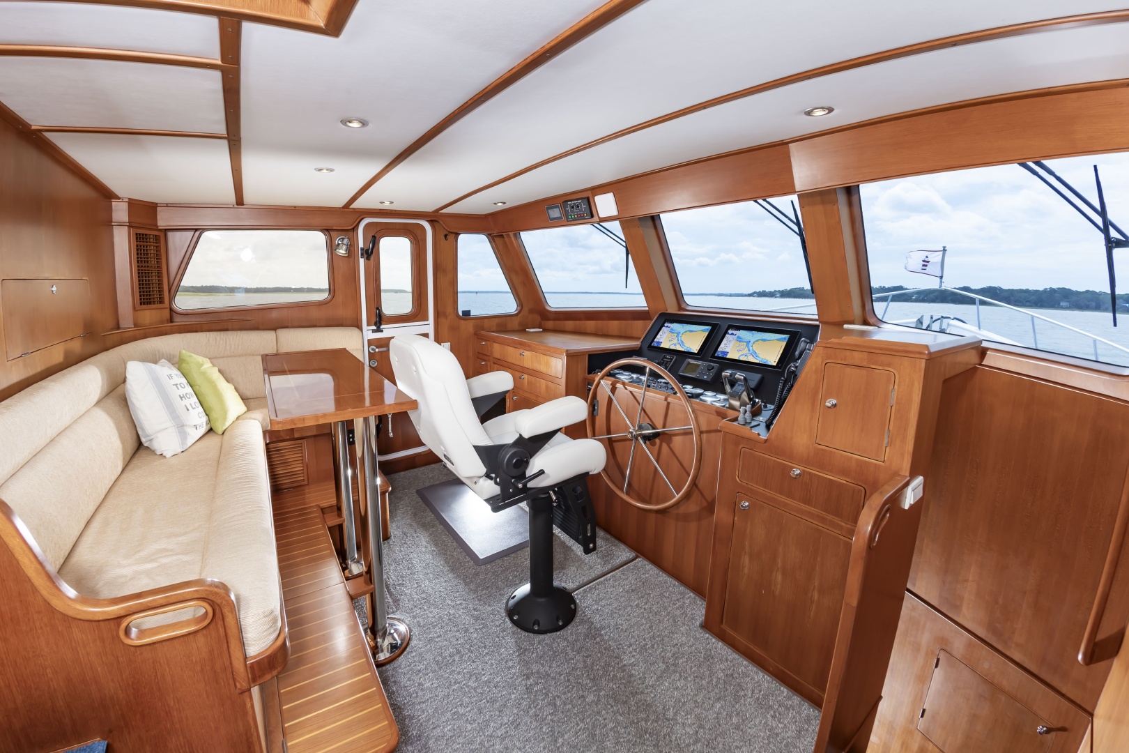 Boondocks V 52ft DeFever Yacht For Sale
