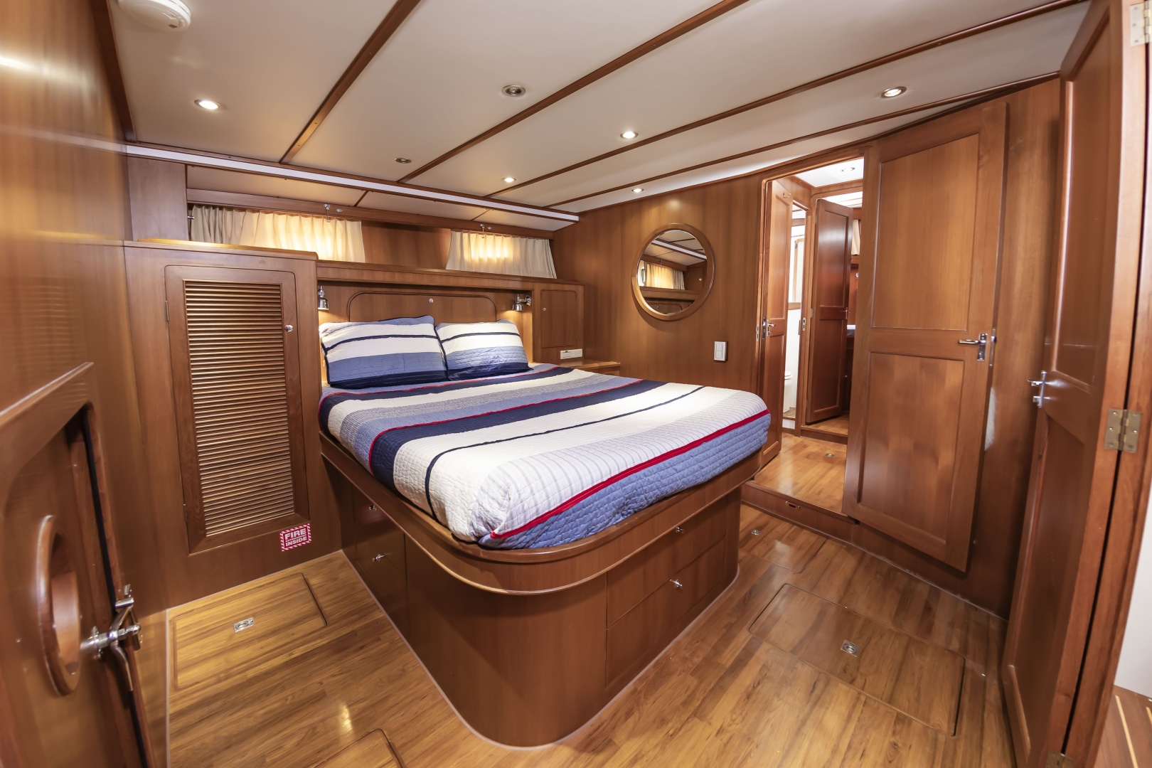 Boondocks V 52ft DeFever Yacht For Sale