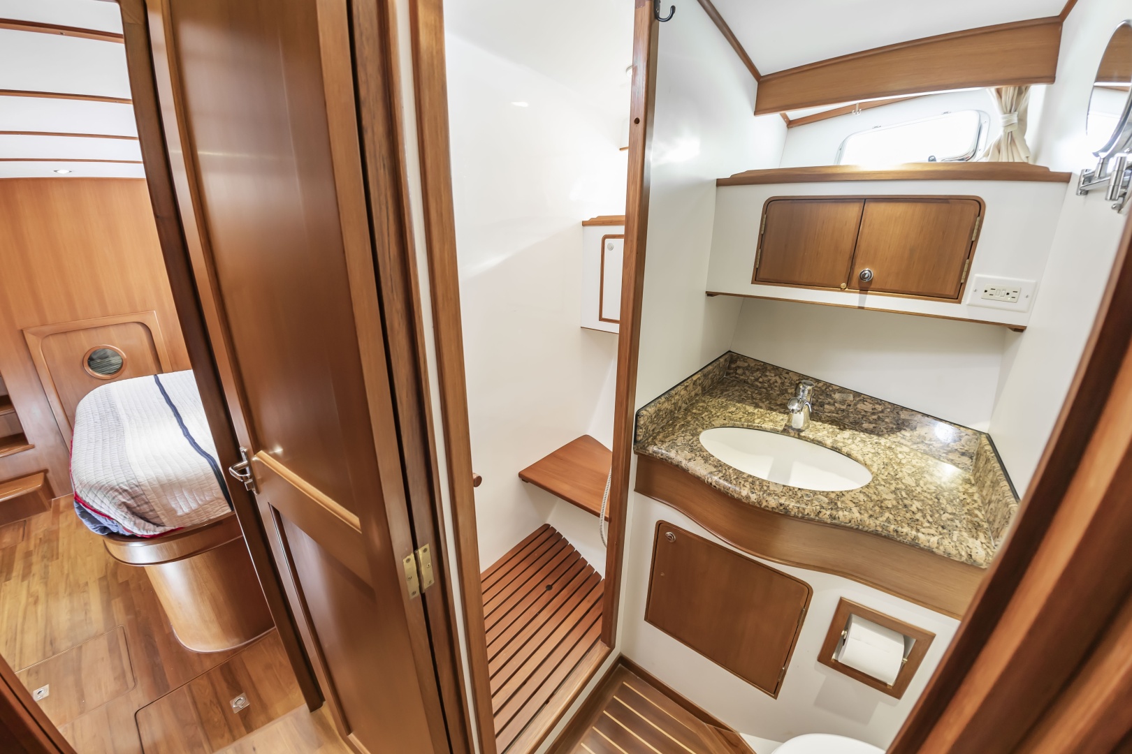 Boondocks V 52ft DeFever Yacht For Sale