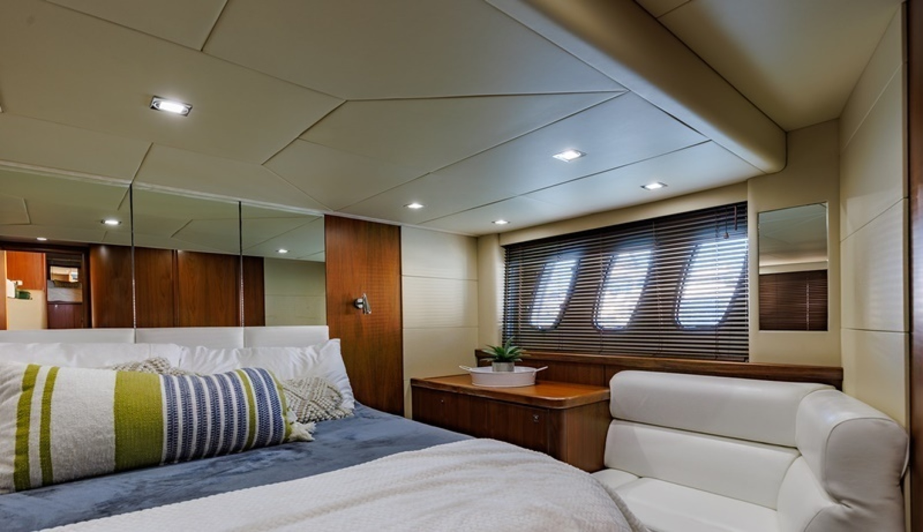 62ft Sunseeker Yacht For Sale