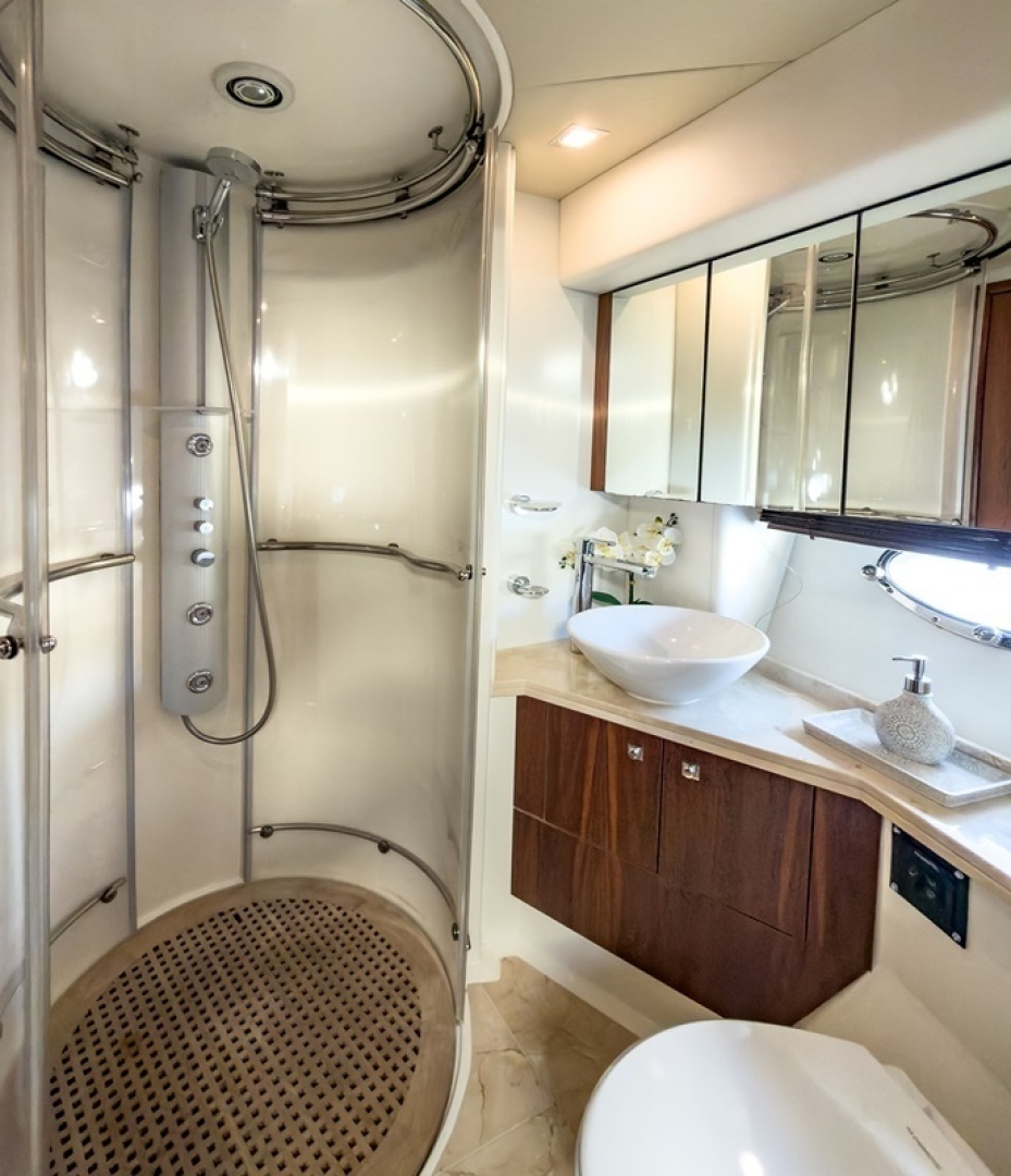 Sunseeker Predator Yacht For Sale