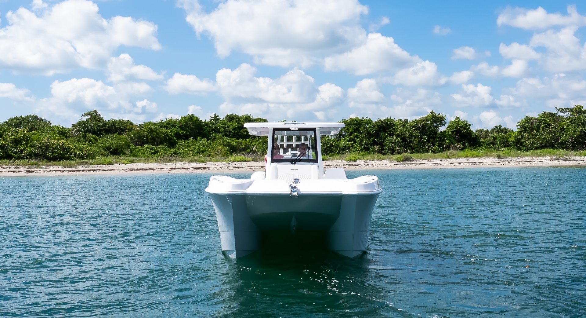 28ft Twin Vee Yacht For Sale