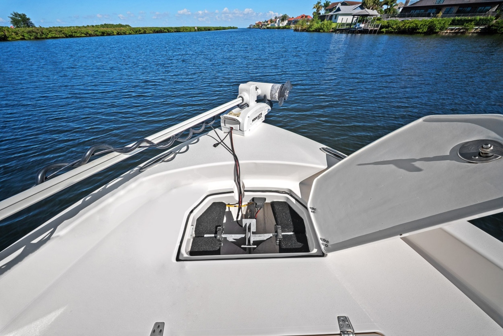 27ft Pathfinder Yacht For Sale