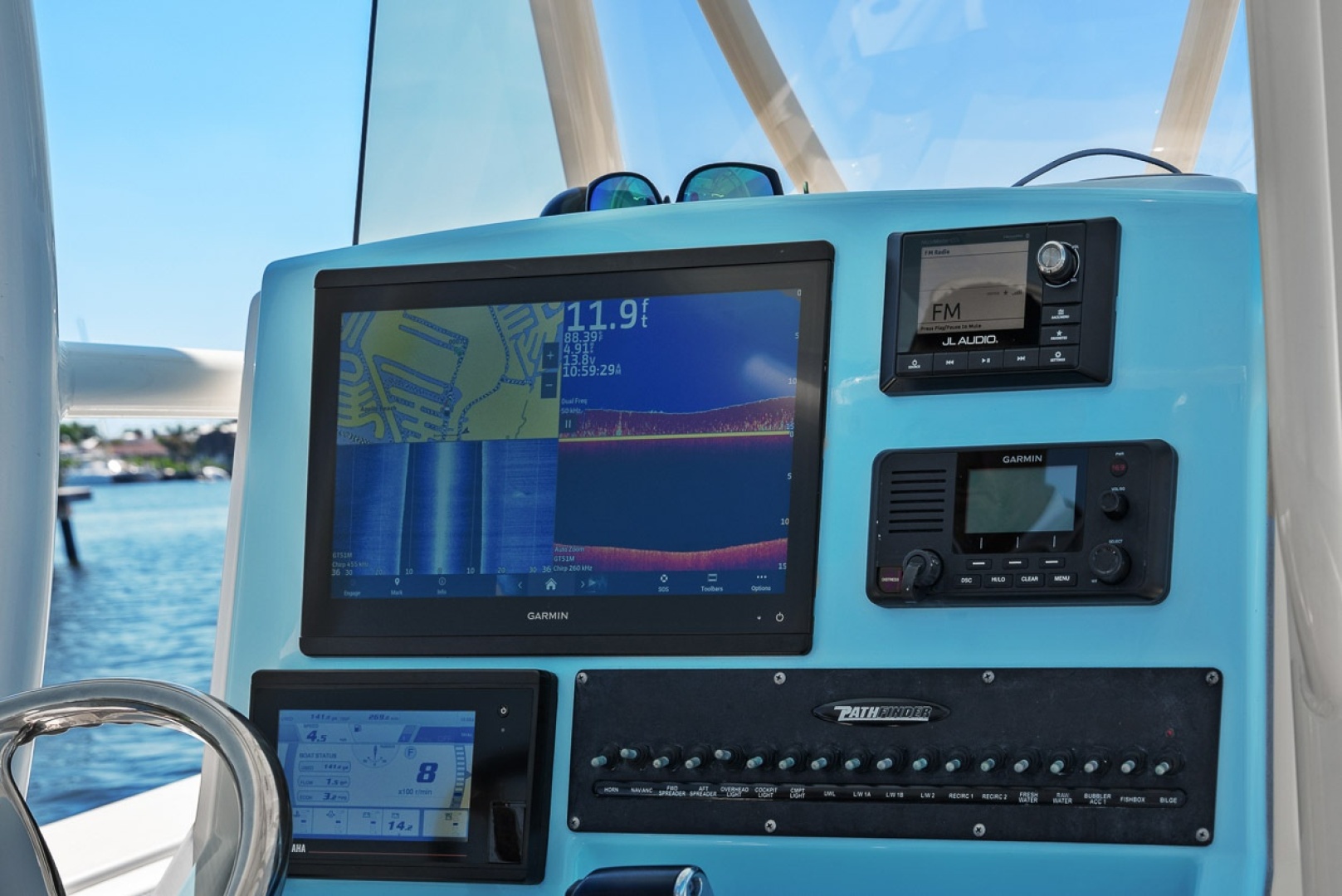 27ft Pathfinder Yacht For Sale