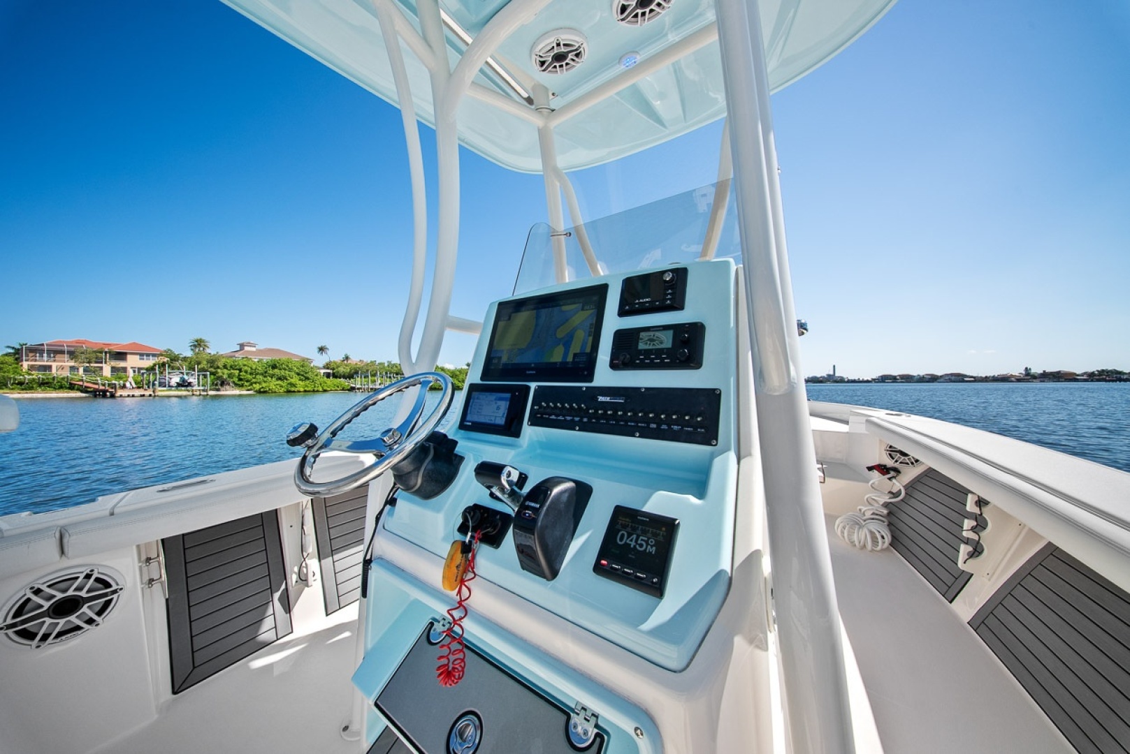 2021 Pathfinder 2700 Open