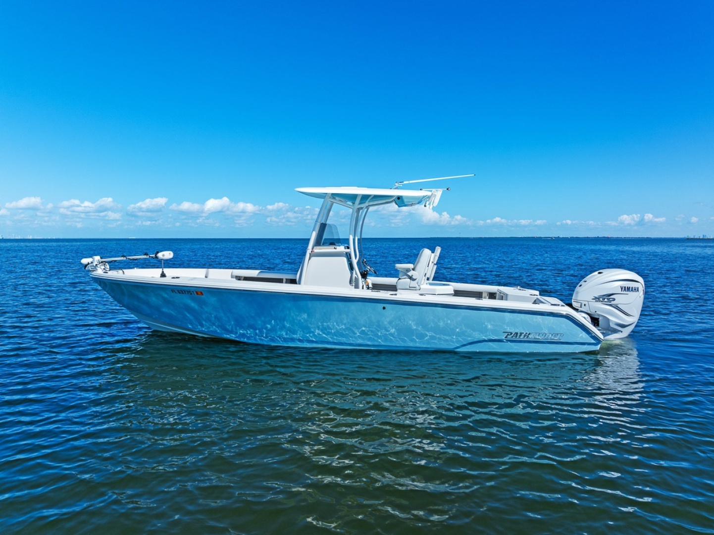 27ft Pathfinder Yacht For Sale