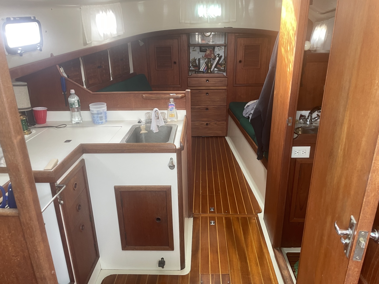 1981 Nonsuch 
