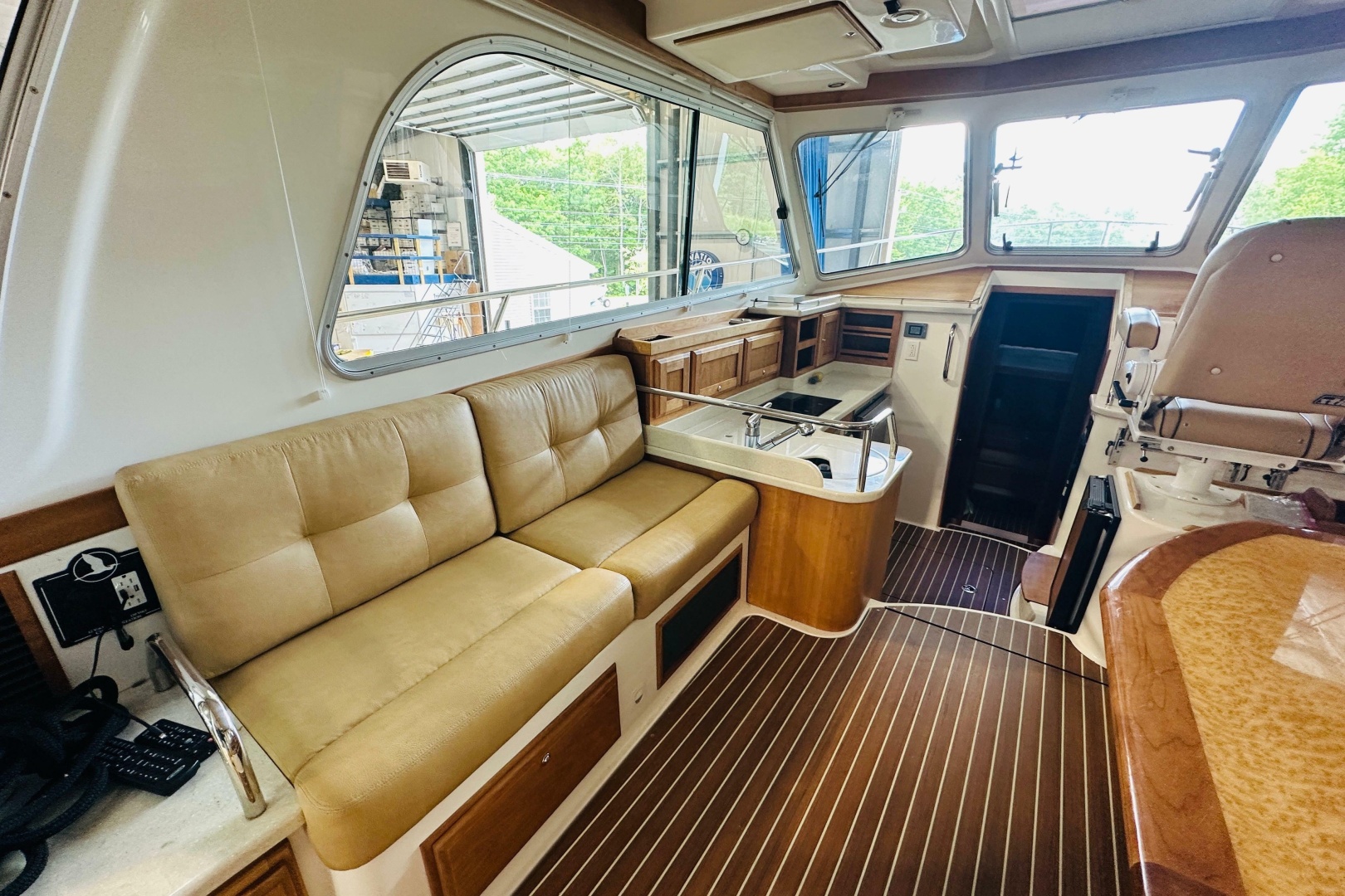 Sea Smoke 37ft Back Cove Yacht For Sale