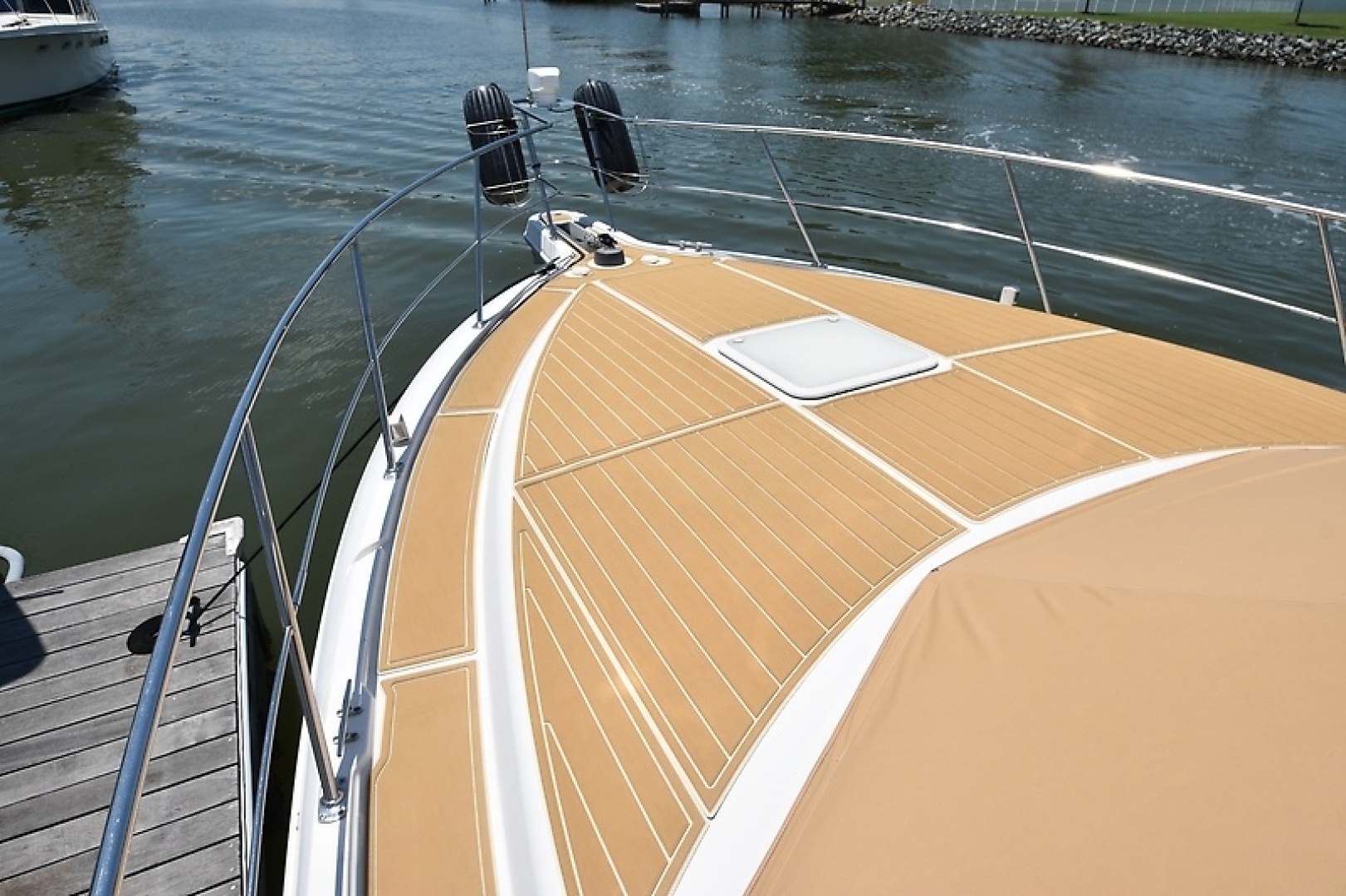 Liquid Asset 35ft Carver Yacht For Sale