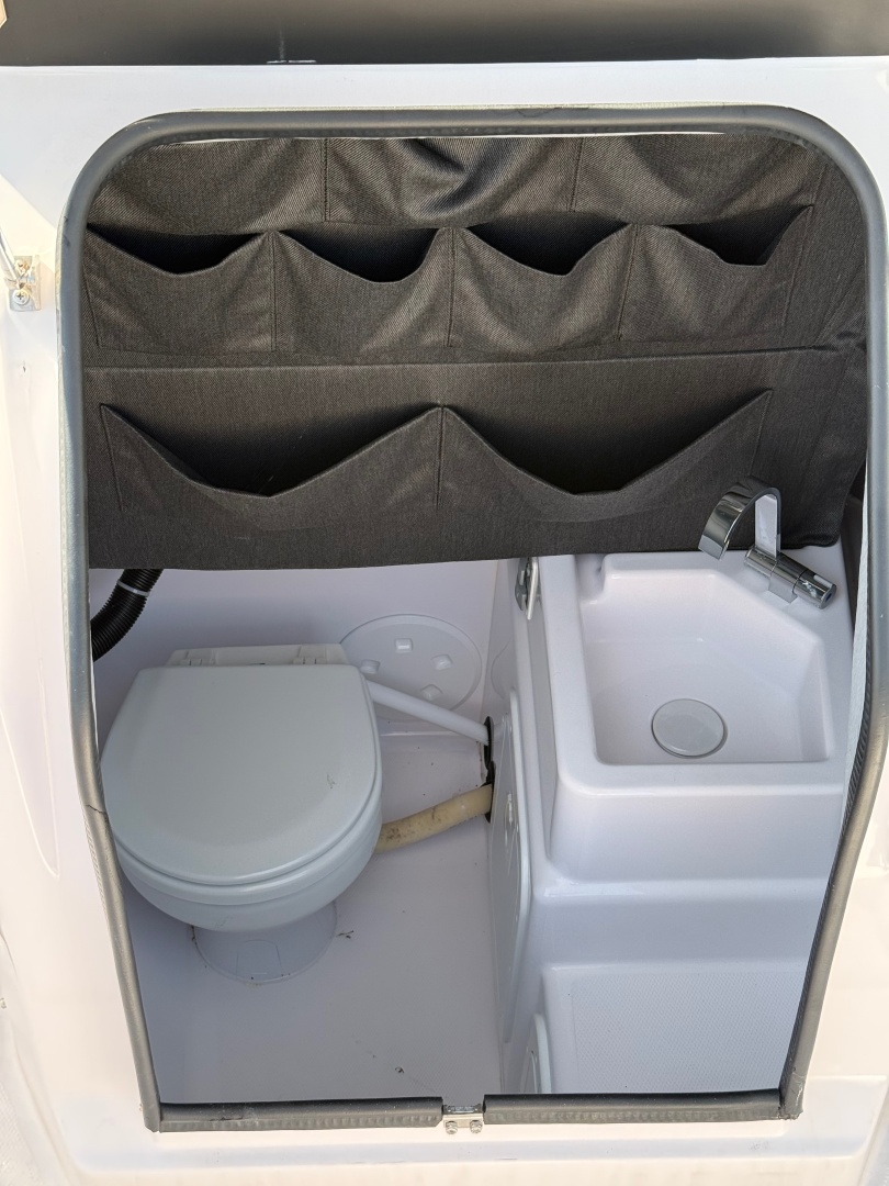 2022 Axopar 22 T-Top