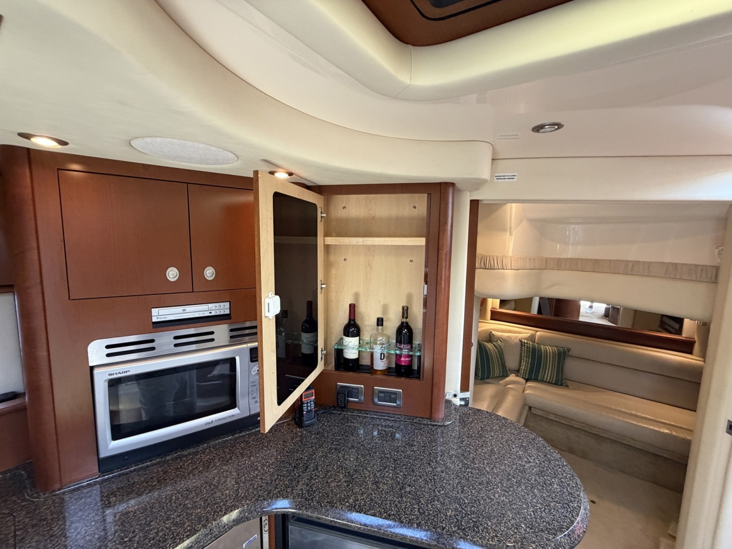 Sea Ray Sundancer Yacht For Sale