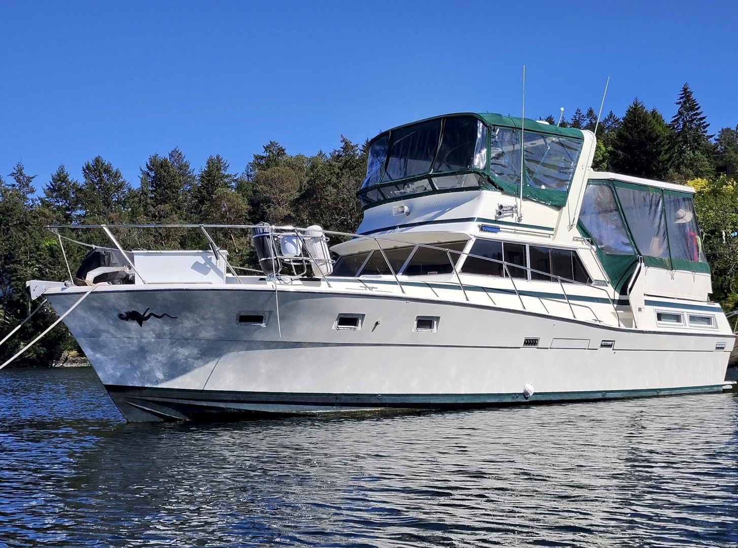 1977 Viking 43 "West Wind"