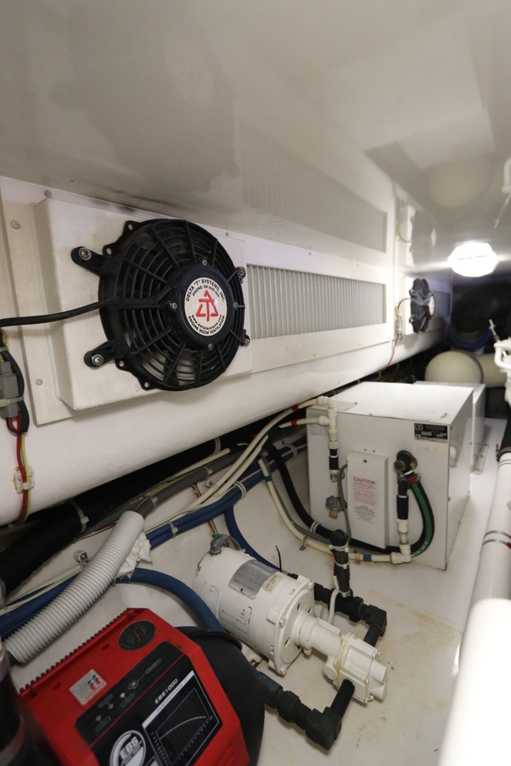 Juris Tantrum 46ft Viking Yacht For Sale