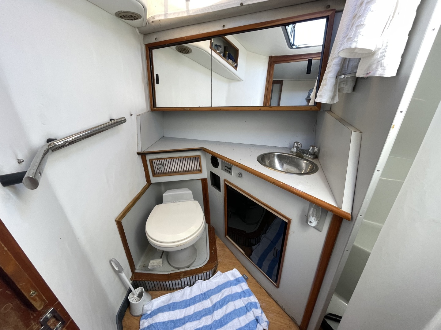 39ft Sea Ray Yacht For Sale
