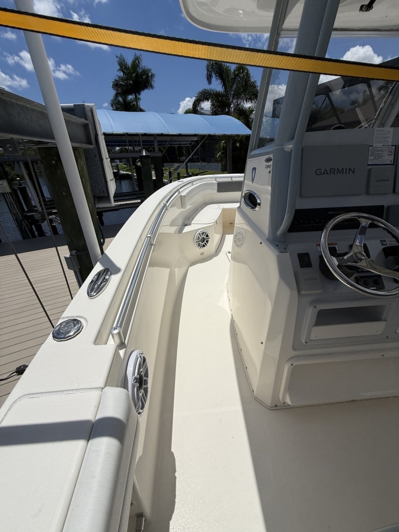 28ft Cobia Yacht For Sale