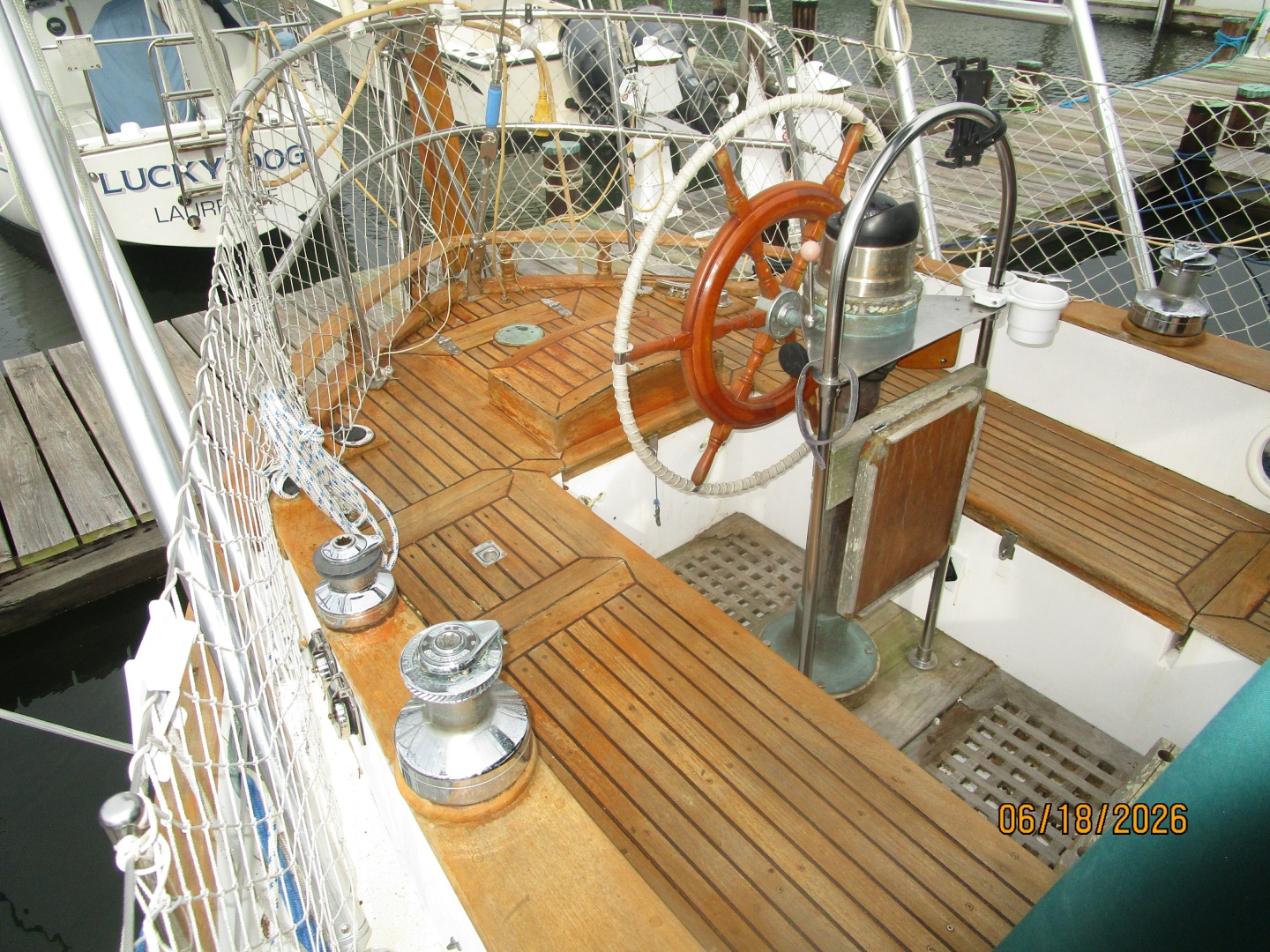 37' Tayana cockpit