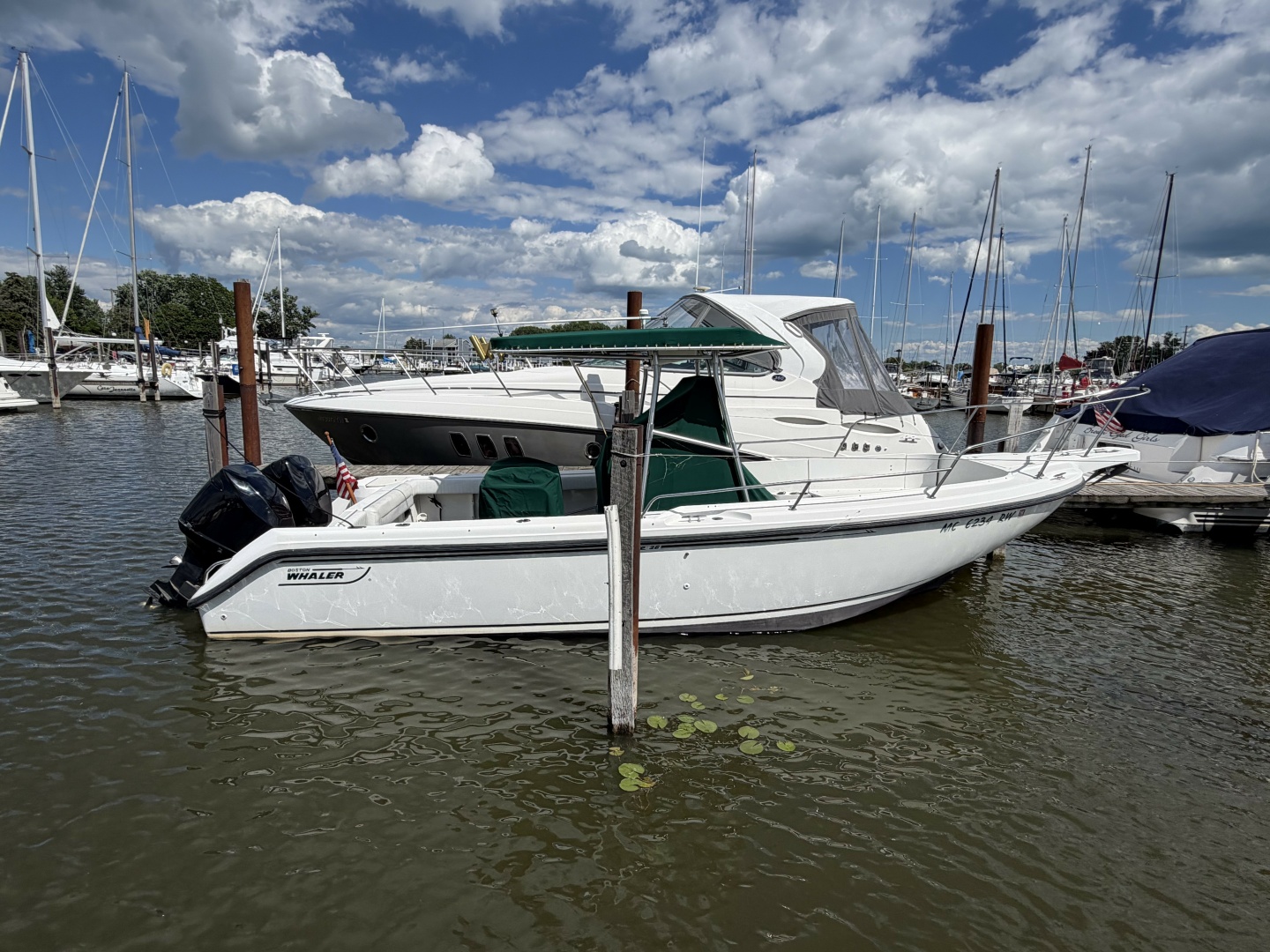 1999 Boston Whaler 26 Outrage