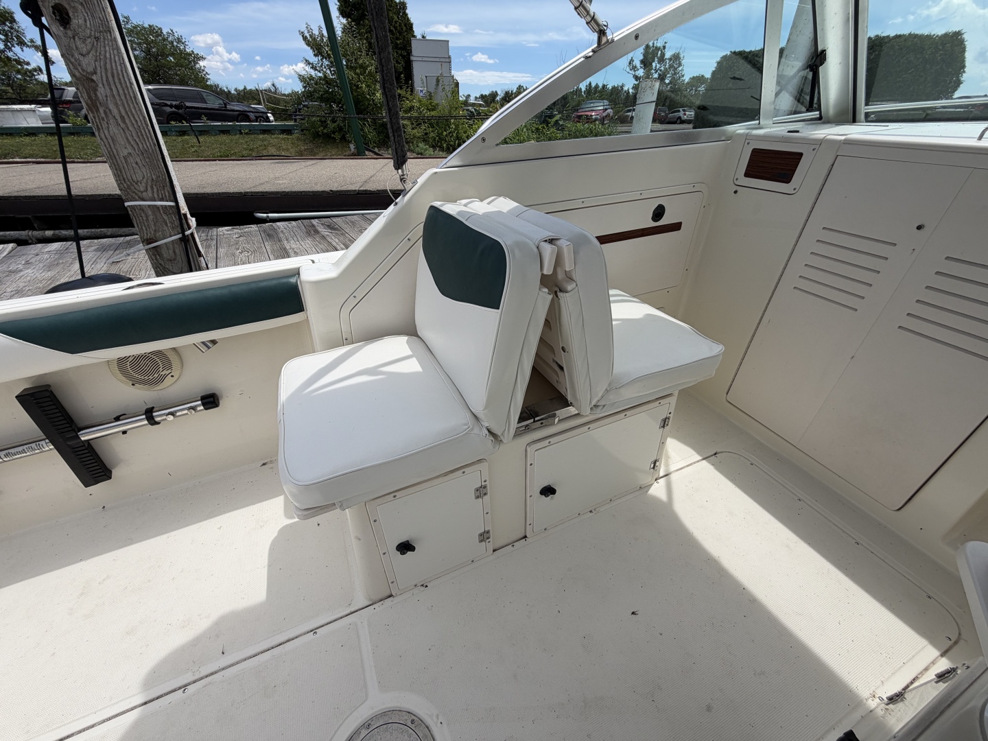 1995 Pursuit 2460 Denali