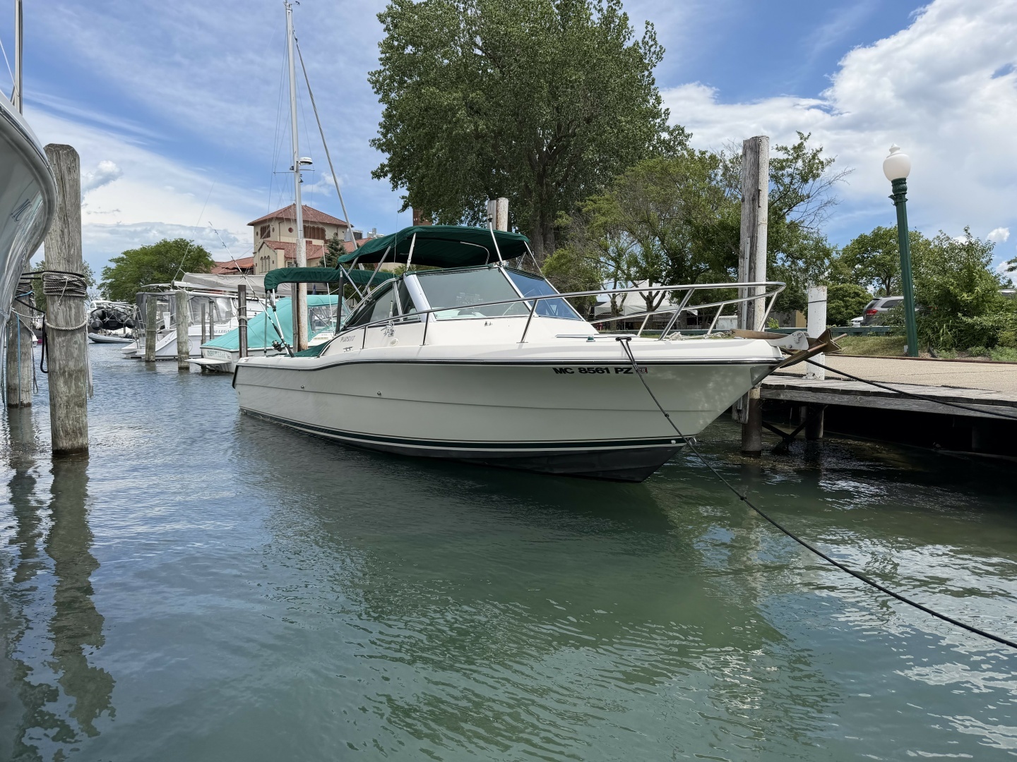 1995 Pursuit 2460 Denali