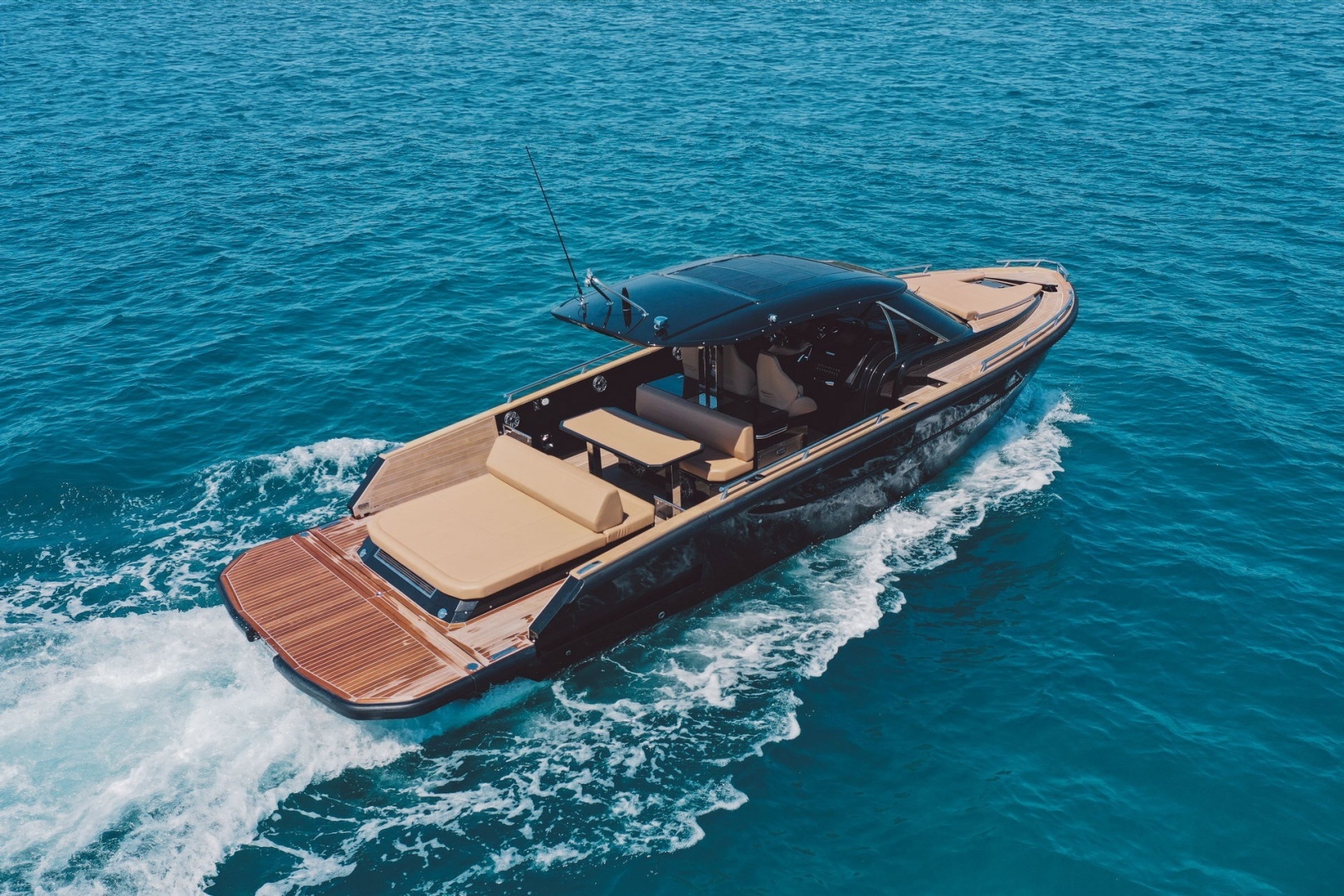 2027 Focus Motor Yachts Forza