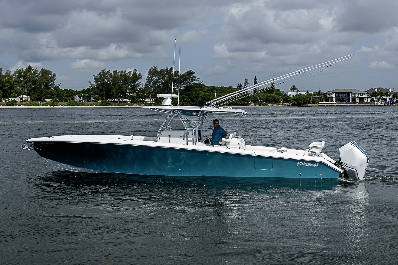 Bahama Center Console Yacht For Sale