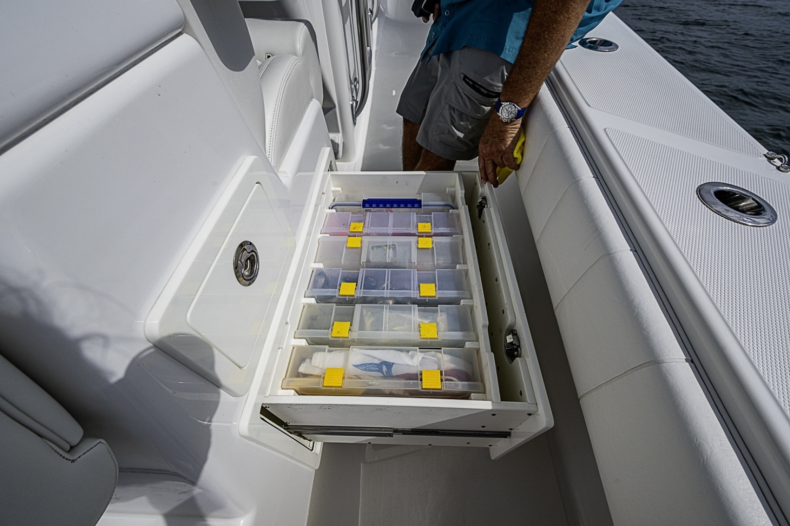 Bahama Center Console Yacht For Sale