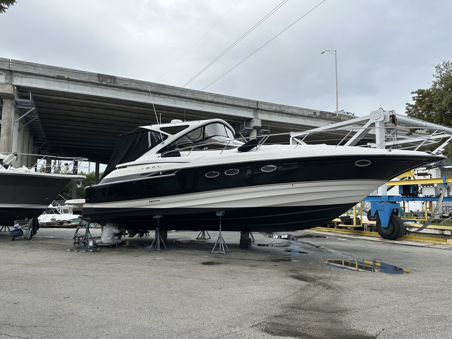 44ft Regal Yacht For Sale