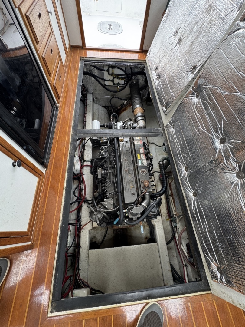 Sapphire 31ft Eastern Yacht For Sale