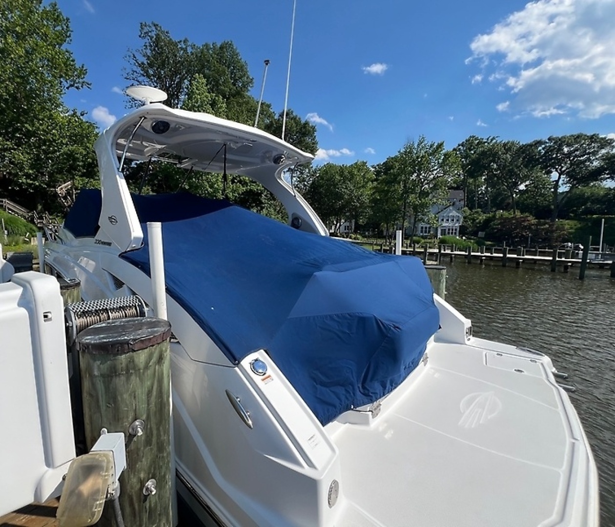 Pulling Chocks 33ft Chaparral Yacht For Sale