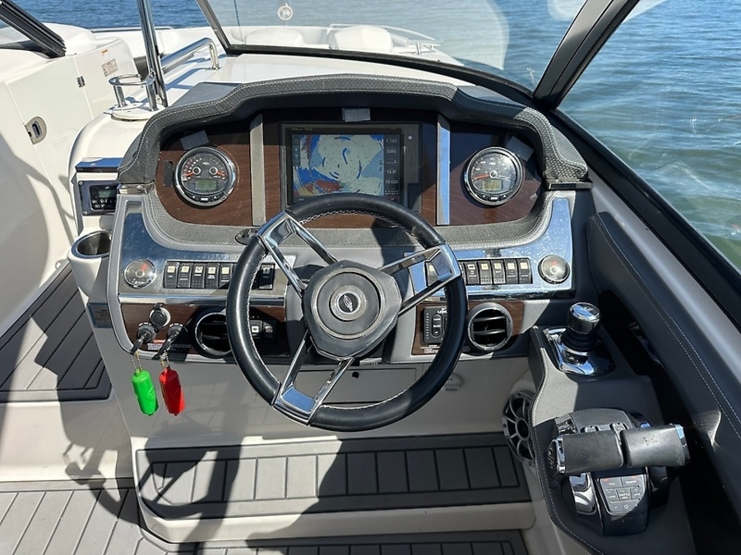 Aim High 33ft Chaparral Yacht For Sale