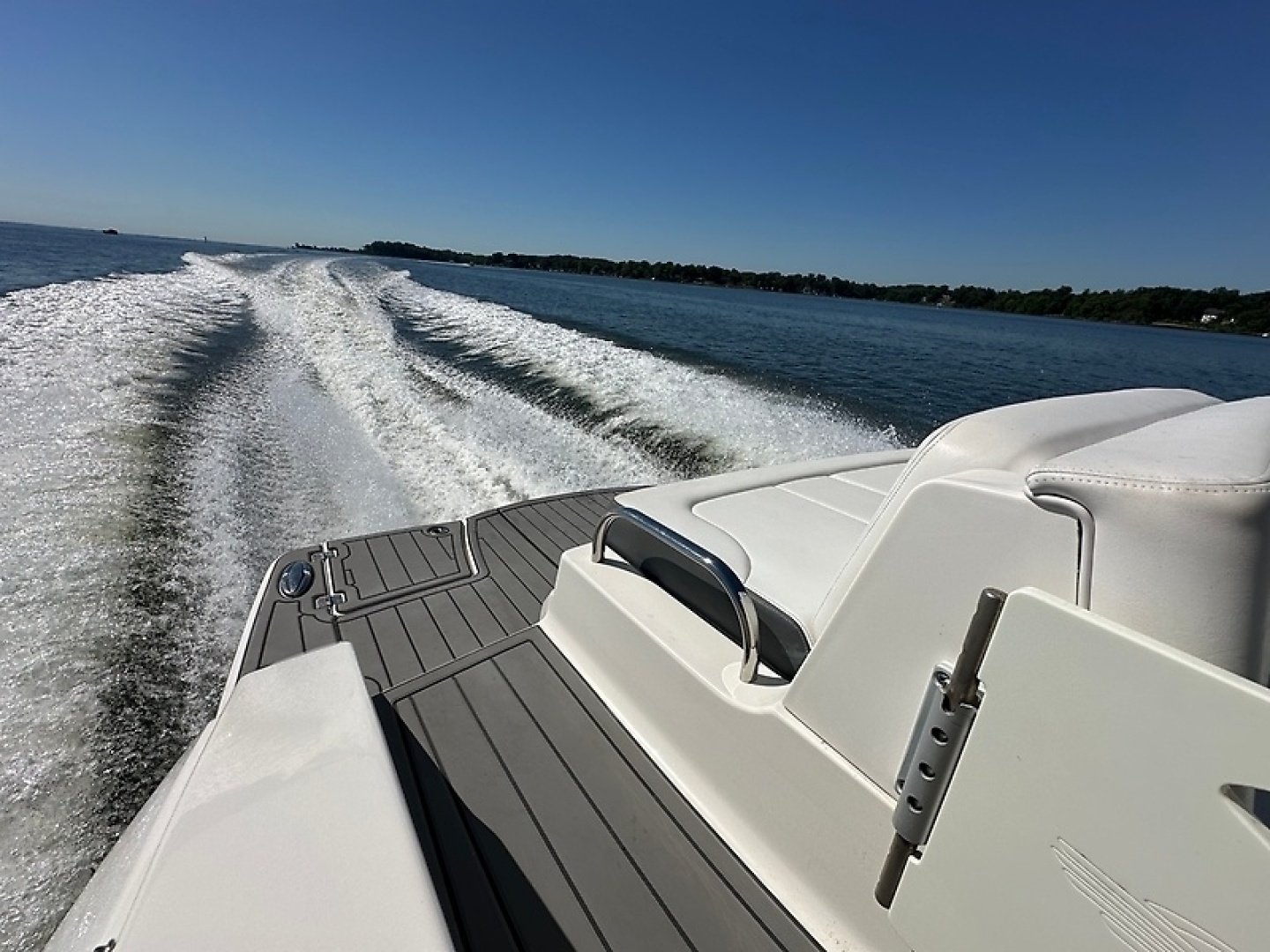Aim High 33ft Chaparral Yacht For Sale