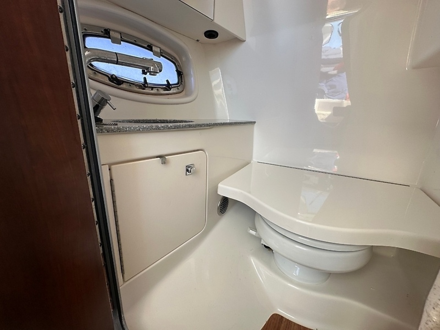 Aim High 33ft Chaparral Yacht For Sale