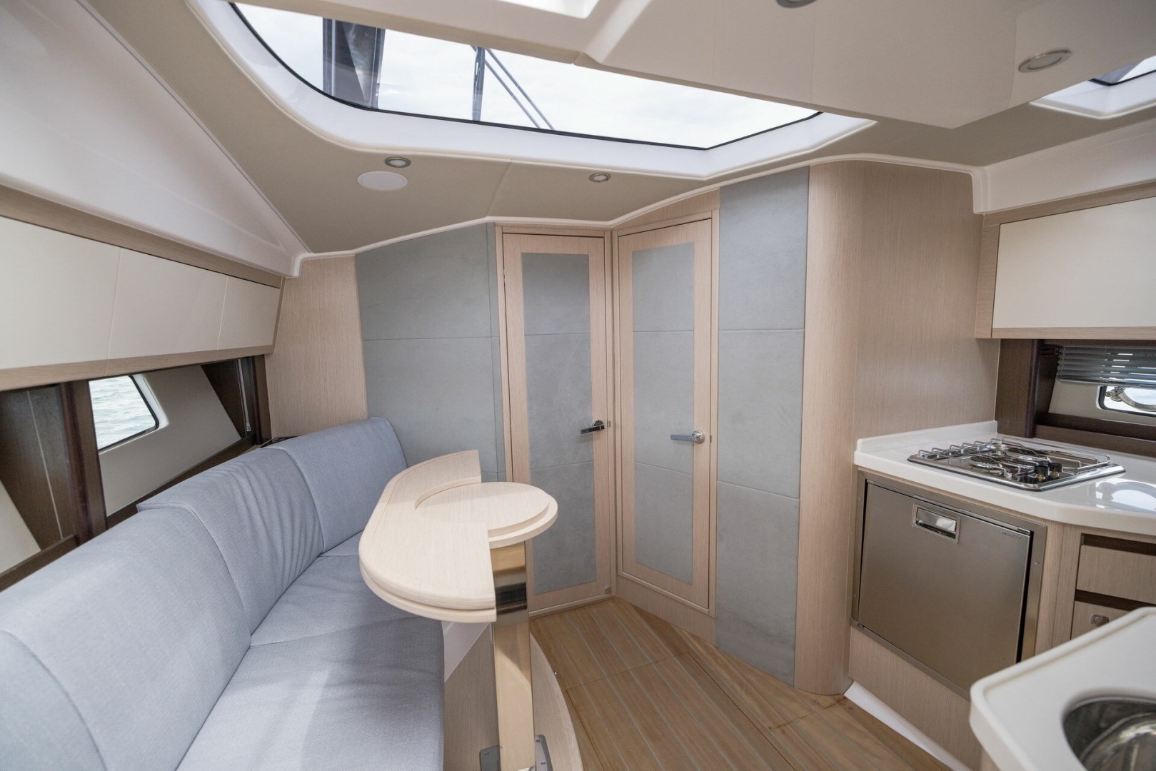 36ft Focus Motor Yachts Yacht For Sale
