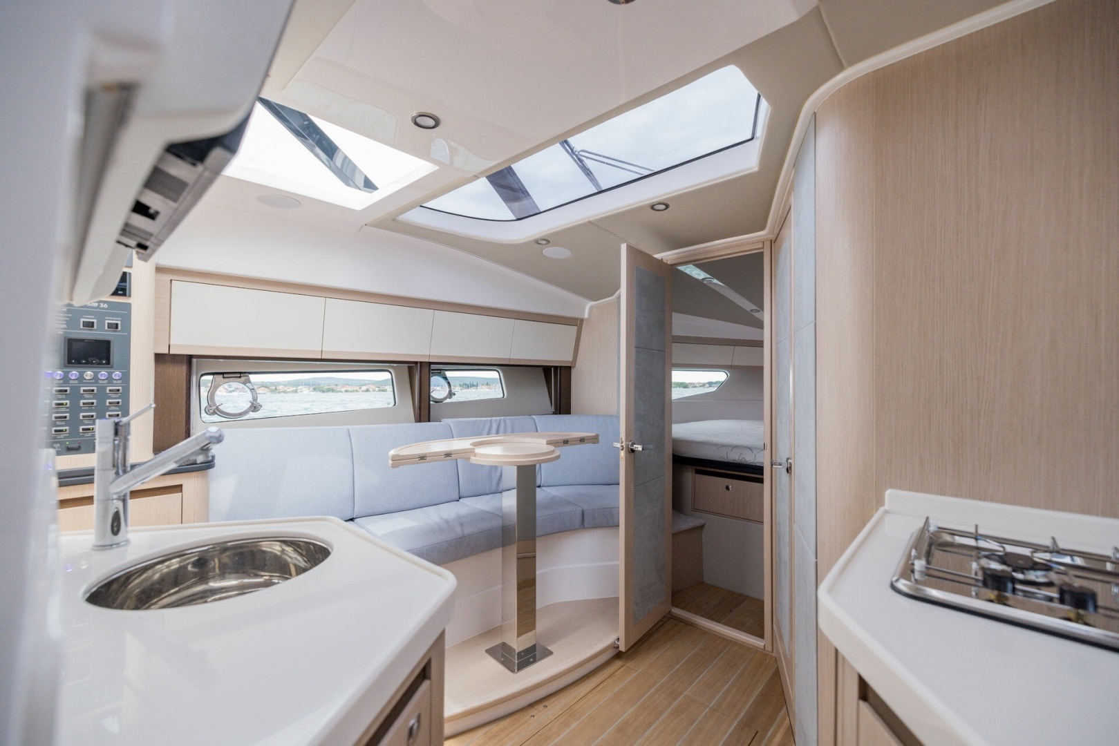 36ft Focus Motor Yachts Yacht For Sale
