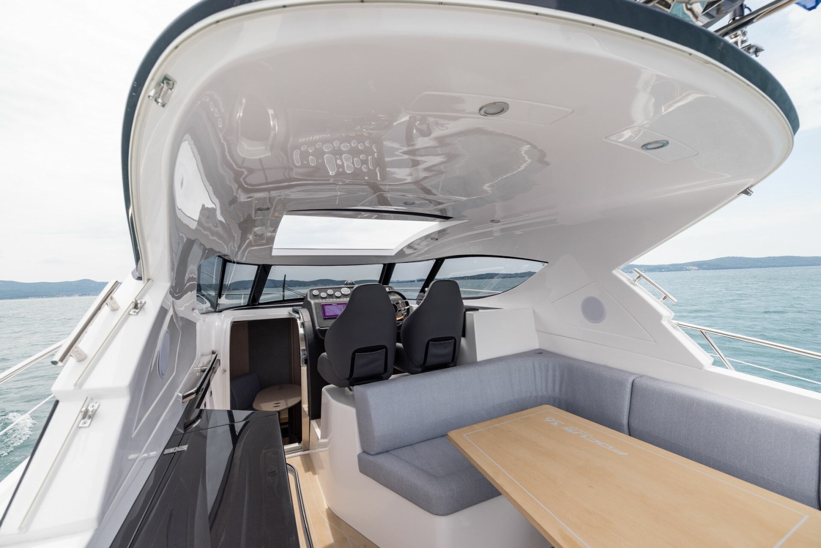 36ft Focus Motor Yachts Yacht For Sale