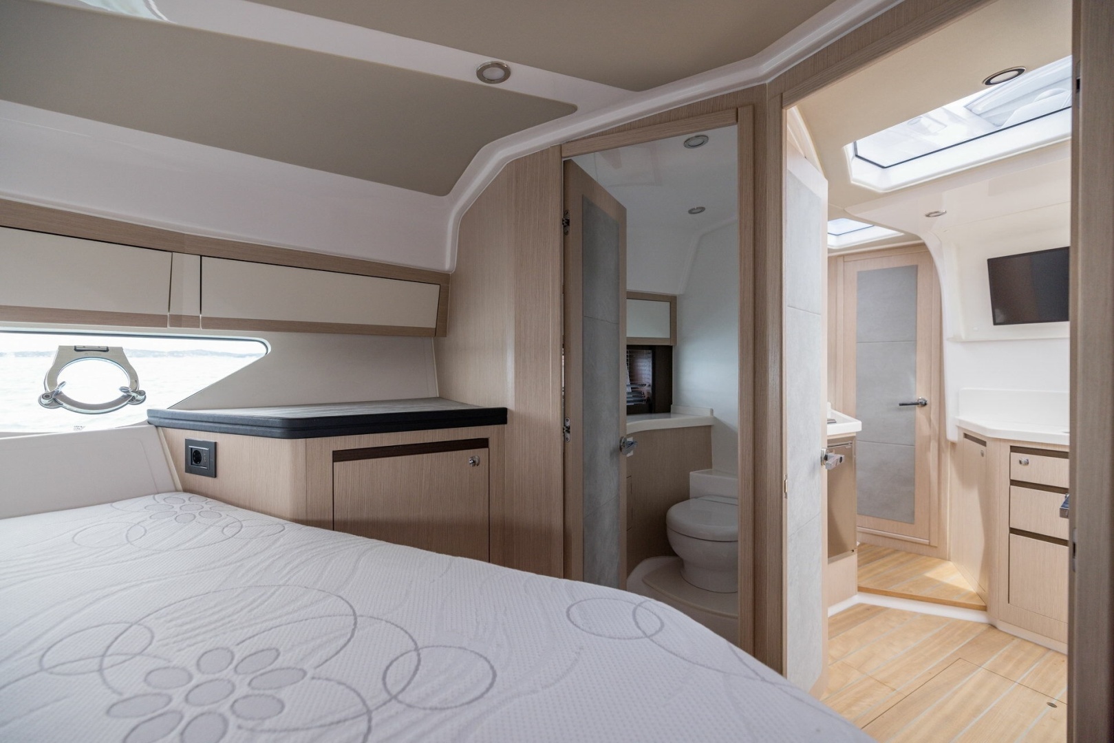36ft Focus Motor Yachts Yacht For Sale